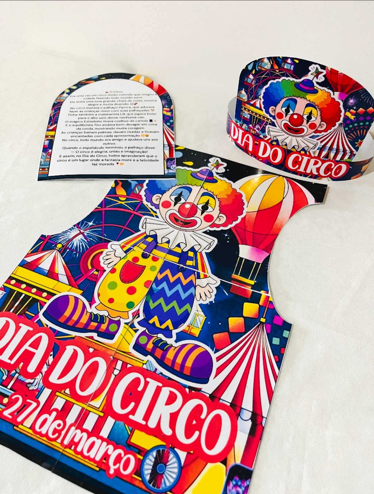 LUVA COM HISTÓRIA DO CIRCO AVENTAL E COROA - Imagem 3